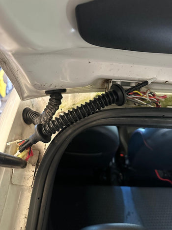 Fiat 500 Tailgate cable Wiring Loom Repair Lead – INCLUDES HOSE SEALER TAPE