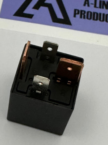 uprated 70A 12V Relay HF Automotive Relay 4 Pins (large output pins) HFV7 – 012